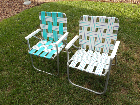 2 Sunbeam Lawn Chairs Folding Aluminum Frame White Blue Green Chair
