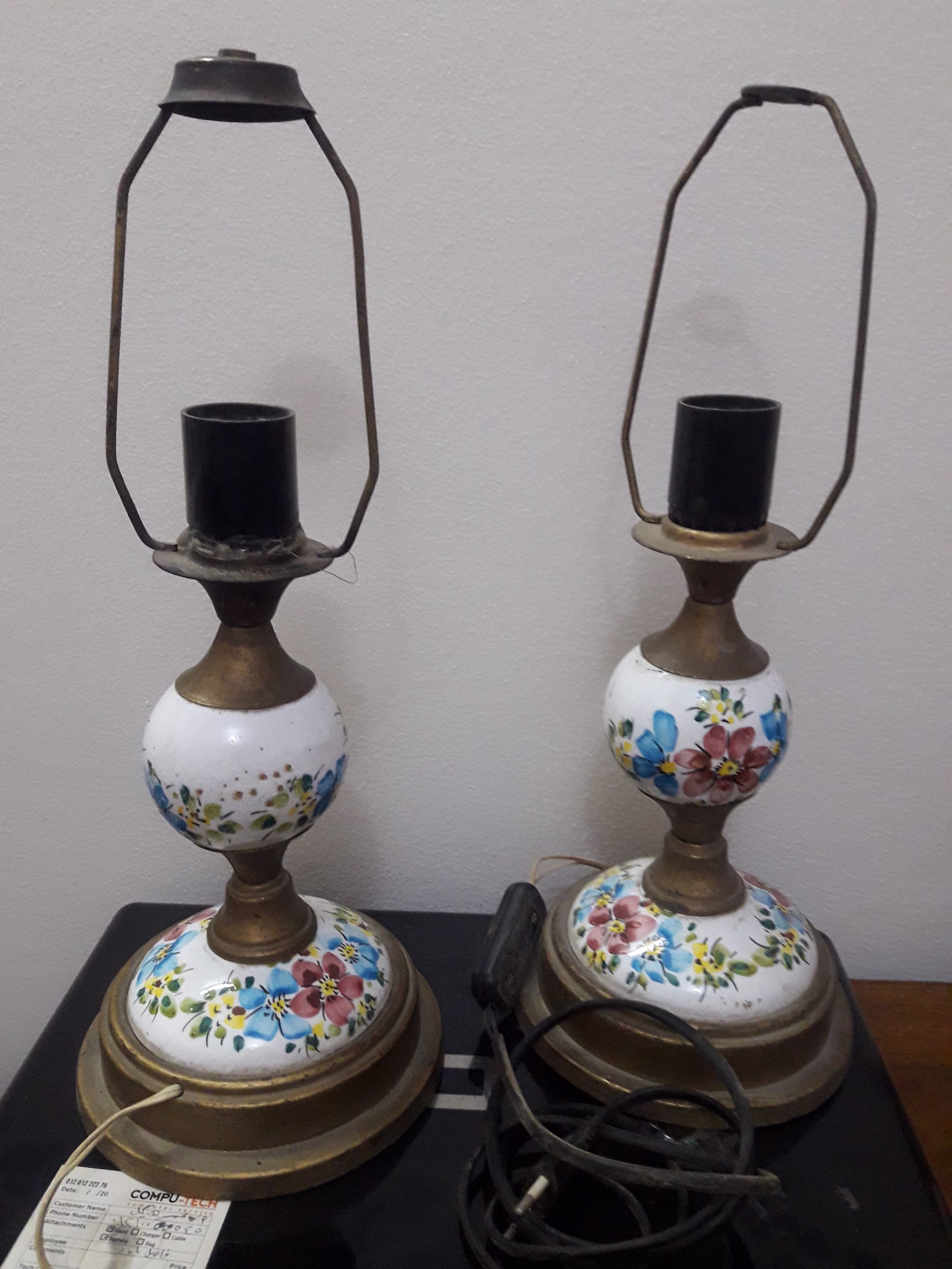 Set Of 2 Pair Vintage Table Lamp Hand Painted