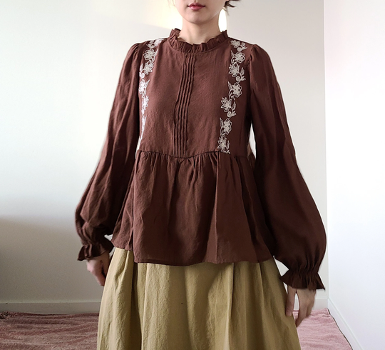 2 Colors Floral Embroidered Top - Ruffle Blouse