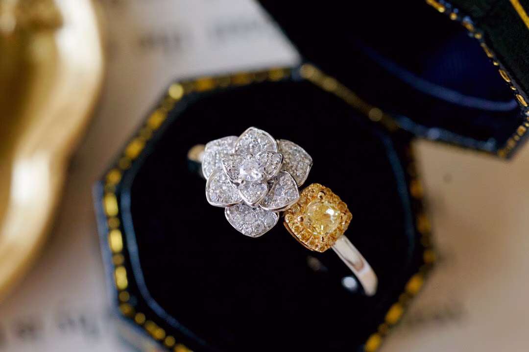 Natural Yellow Diamond Ring, Colored Fancy Color 18K Solid Gold Jewelry Gift For Her Mother's Day Anniversary Engagement Ring