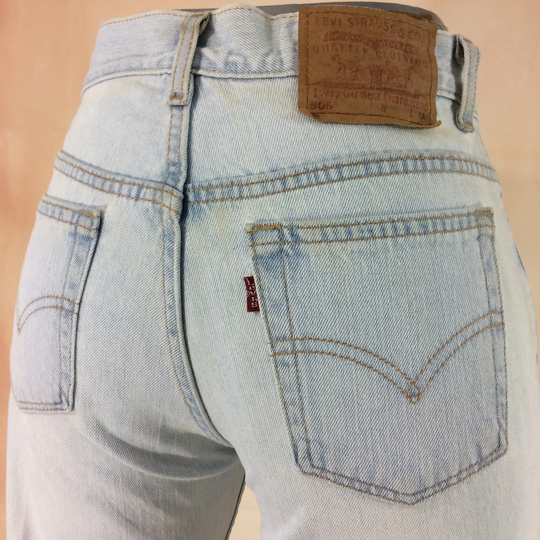 Size 29 Vintage Levis 505 Distressed Dirty Light Wash Women's Jeans W29 L31 Lower Waisted Straight Leg Y2K's Classic Modern Denim