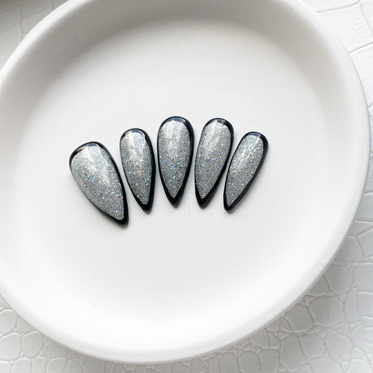 Reusable Silver Glitter Black Outline Press On Nails