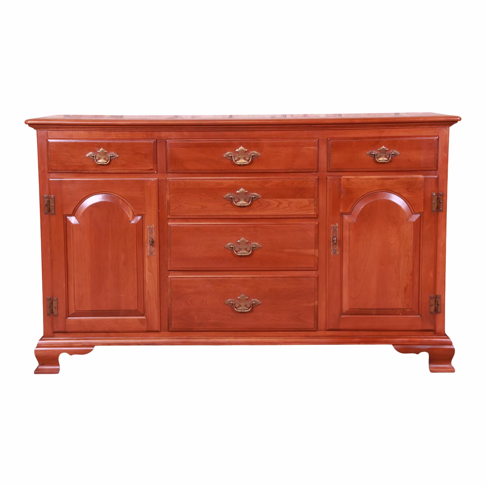 Ethan Allen Early American Cherry Wood Sideboard Credenza, Circa 1970S