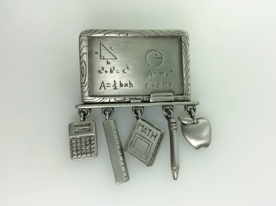 Vintage Jj Pin Brooch Pewter Blackboard With Calculator Ruler Pencil & Apple Dangles Used