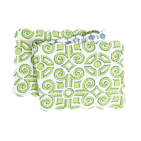 Colonial Williamsburg 14" x 51" Boxwood Abbey Table Runner - Green