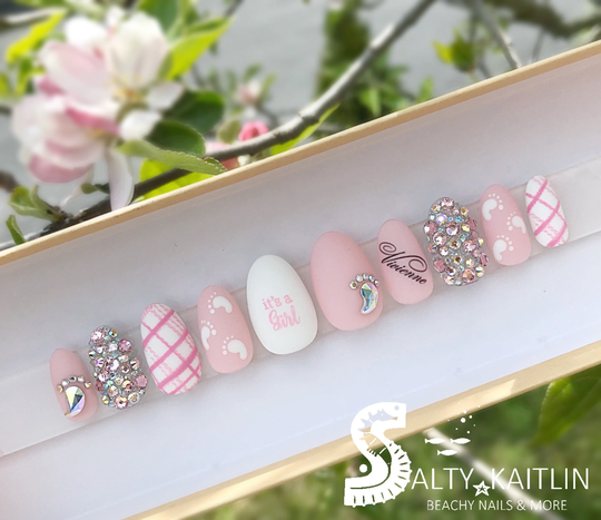 It's A Girl Baby Shower Press On Gel Nails