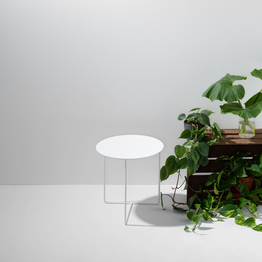 Side Table in White Metal Usable As Coffee Table Or Nightstand