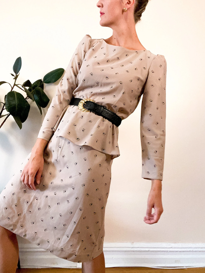 S-M/Peplum Pencil Dress Beige & Black Geometric Print Puff Sleeves Label Size 8 Vintage