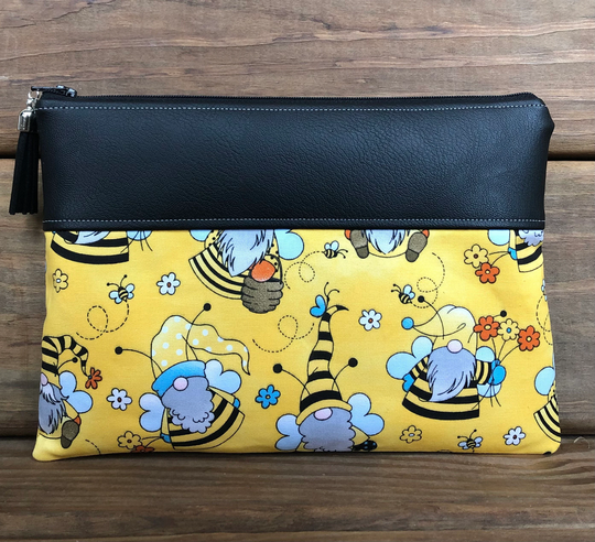 Gnome Makeup Bag Zipper Pouch, Leather Bag, Make Up Cosmetic Bridesmaid Gift, Pencil Pouch