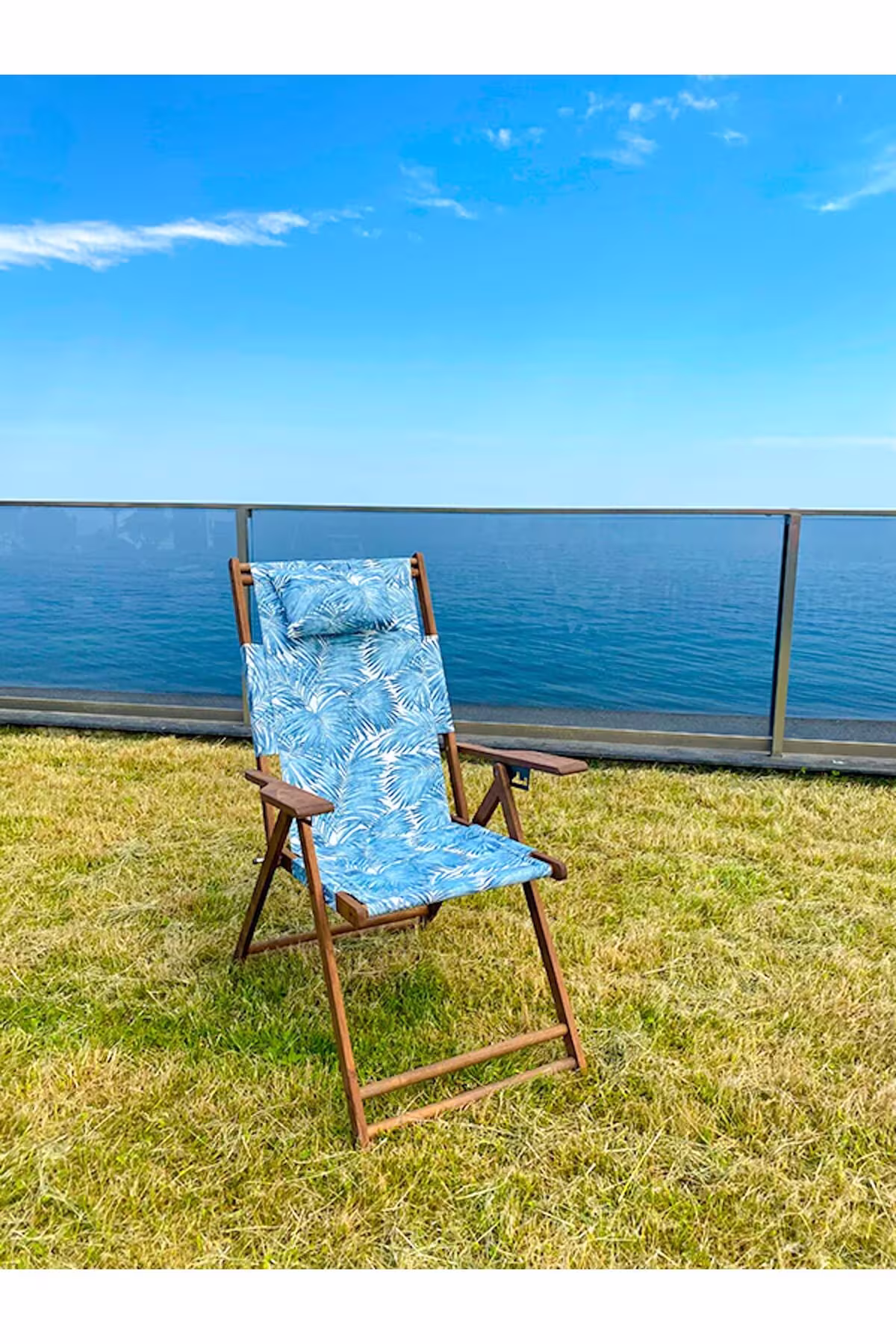 Beach Chair, Garden Patio Chair, Patio Furniture, Portable Deck Chair, Wooden Camping Sunbed
