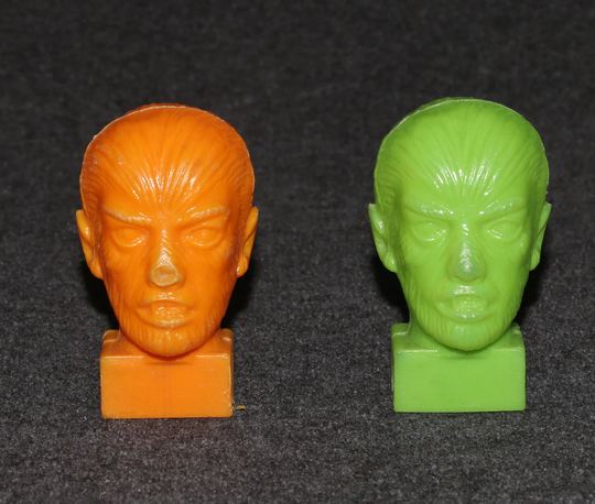 Universal Monsters 1964 Wolfman Pencil Sharpener Green Orange X2