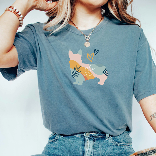 Comfort Colors Boho Shirt, Corgi Top, T-Shirt, Comfy Oversized Dog Dog, Gift, Lover