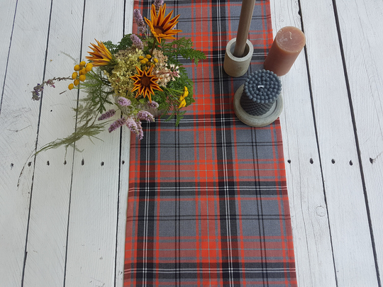 Autumn Shades Plaid Table Runner, Orang Gray Orange Autumn Setting
