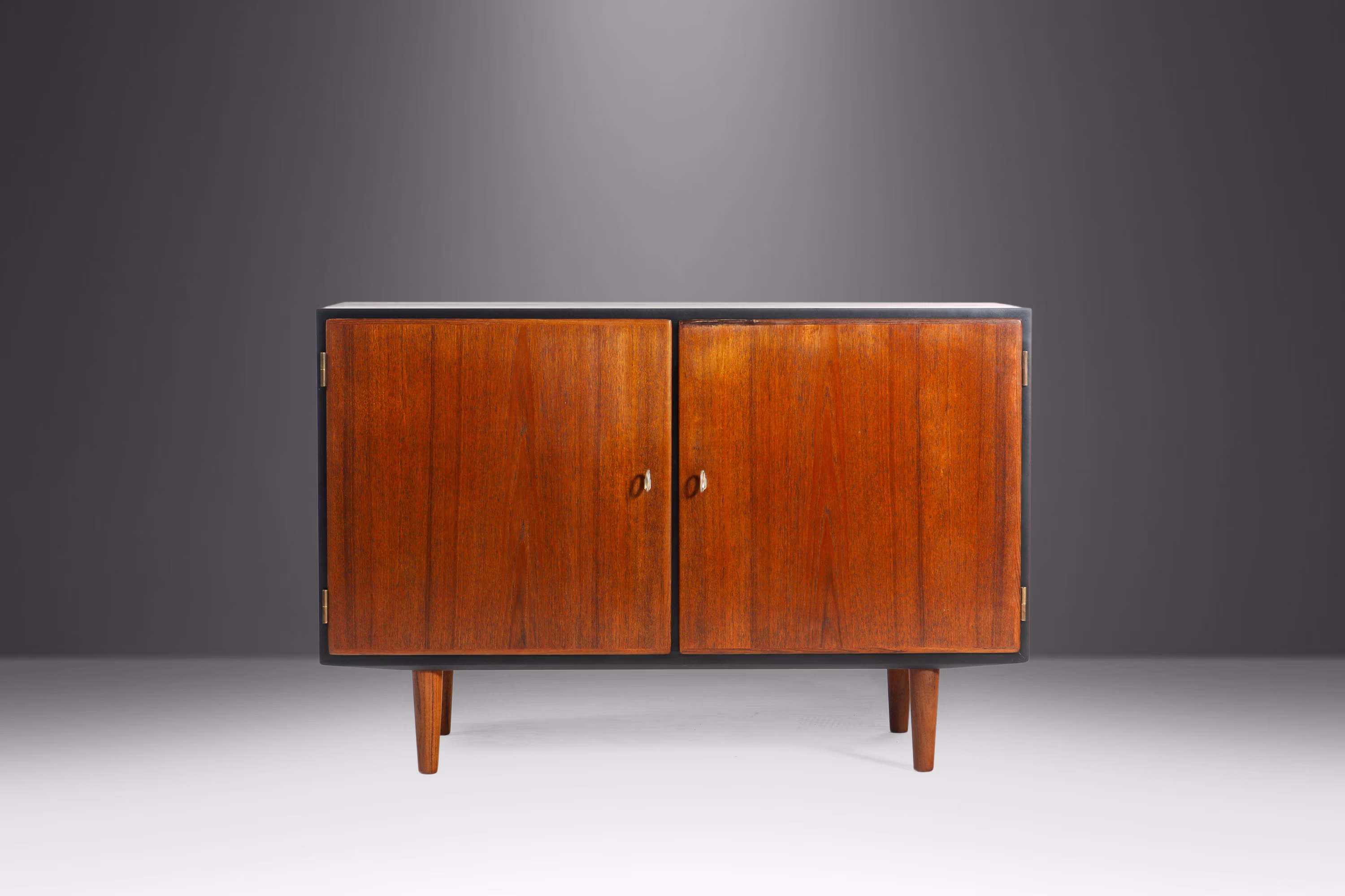 Mid Century Modern Sideboard/Cabinet By Carlo Jensen For Poul Hundevad, Denmark, C. 1960's