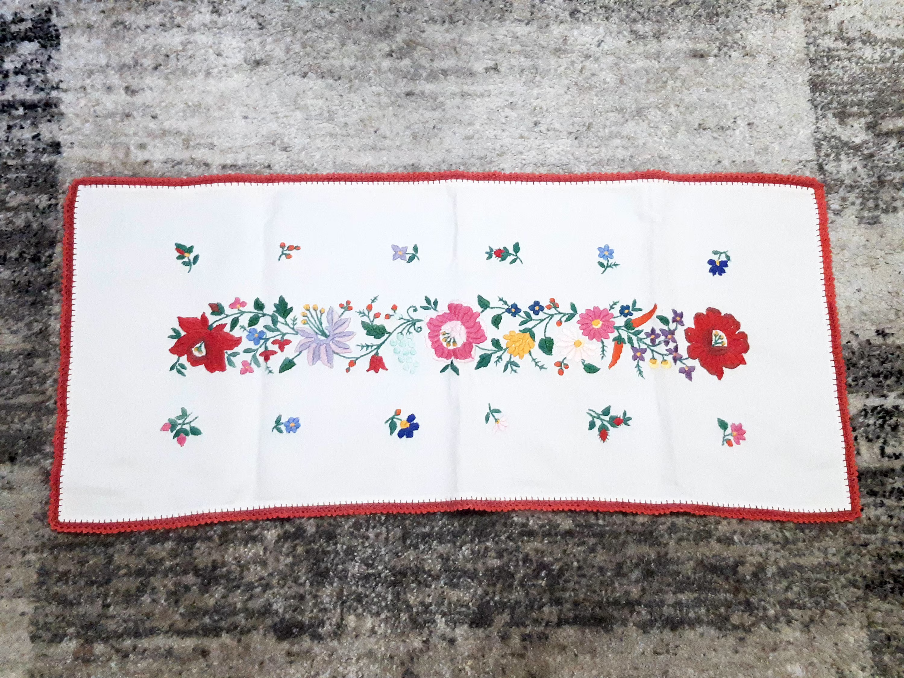 Vintage Handmade Rectangle 33, 46" Hungarian Kalocsa Embroidered Table Runner, Folk Art Linen Flower Pattern, Tablecloth