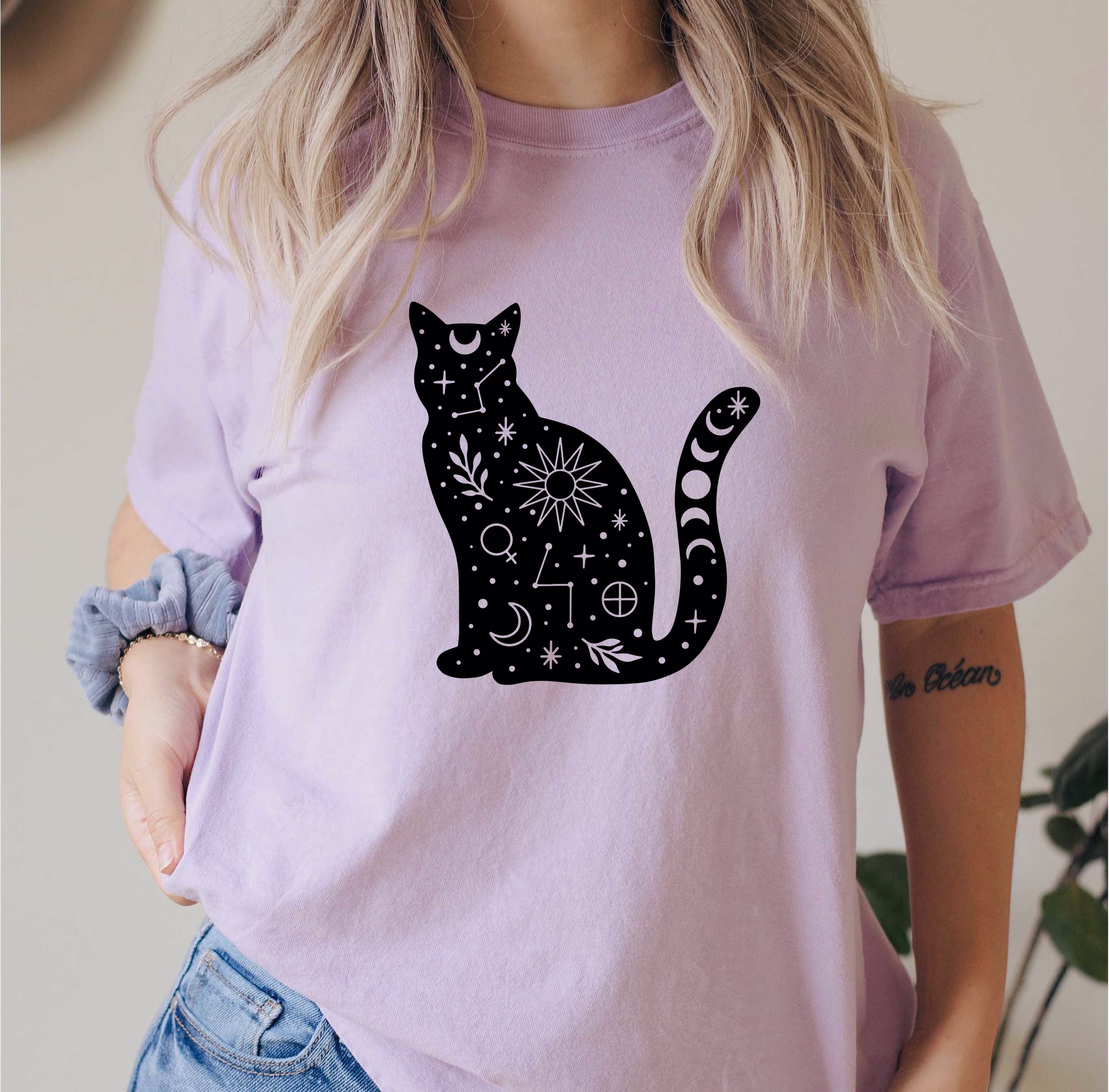 Comfort Colors Celestial Cat Shirt, Kitten Top, T-Shirt, Comfy Oversized Boho Shirt