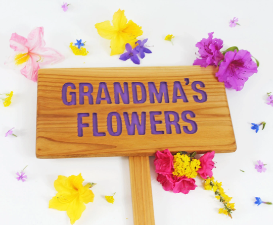 Oma's Flowers, Grandma's Mom's Flowers Garden Sign, Hand Routed, Gift For Mom, Personalized Custom Name