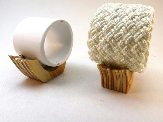 Cuff Bracelet Display Chair 4879
