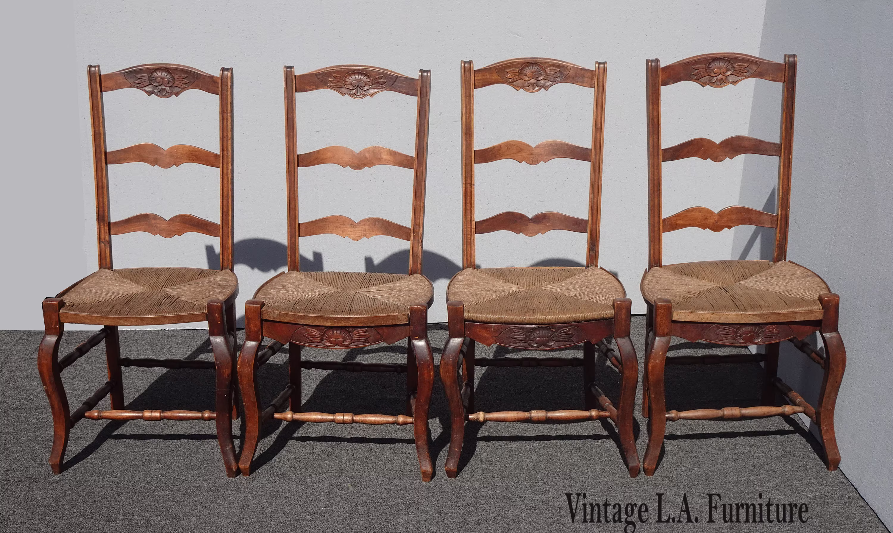 Set Of Four 4 French Country Farmhouse Brown Ladderback Rush Dining Room Chairs