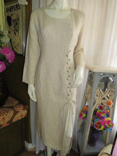 1980S' Ladies Beige Long Sleeve Pencil/Fitted Dress By VanessaSize Large