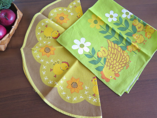 Vintage Easter Table Cloths, Set Of 2, Chickens Chicks Floral Textiles #5-17-18