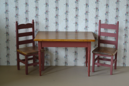 Dollhouse Miniature-Table & Chair Set