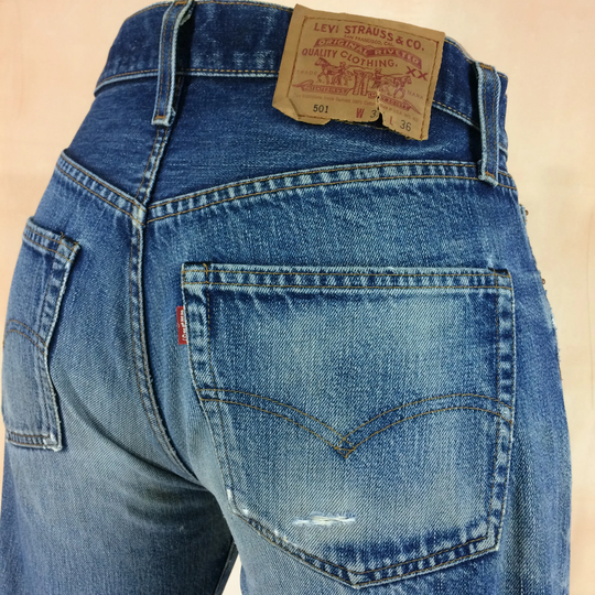 Size 29 Vintage Selvedge Redline Levis 501 Big E Ripped Jeans Mid Waisted 90S Faded Medium Wash Boyfriends Made in USA Waist 29"