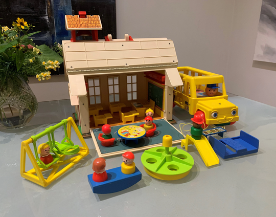 Vintage Fisher Price Little People Play Family School & Bus Pull Toy