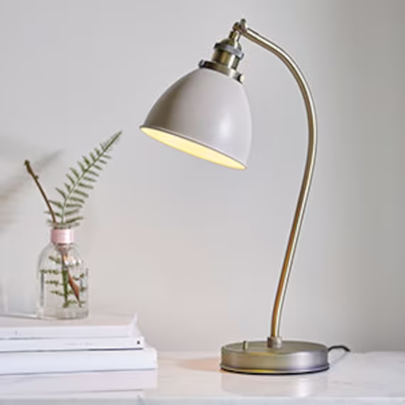 Leios Table Lamp