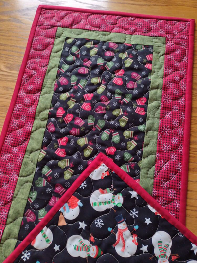 Quilted Table Runner, Christmas Festive Mittens Modern 14 X 41 Inches