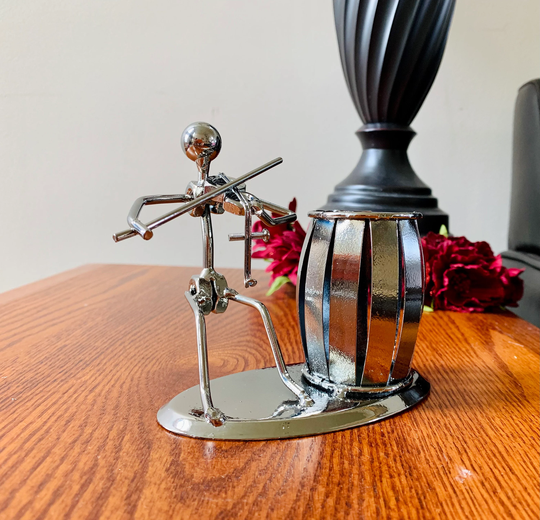 Decorative Pen Organizer, Pencil Holder With Metal, Man Playing Violin