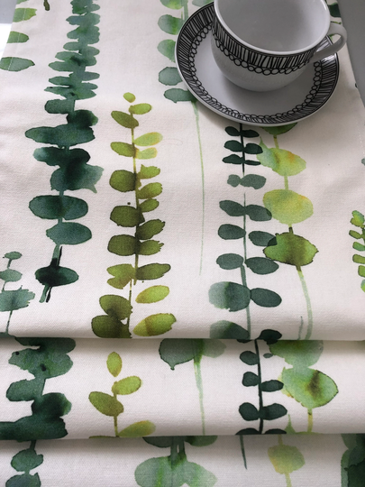 6.5Ft Greens Table Runner Funky Modern Floral Leaf Cotton Sideboard Coffee Console Lined Decor