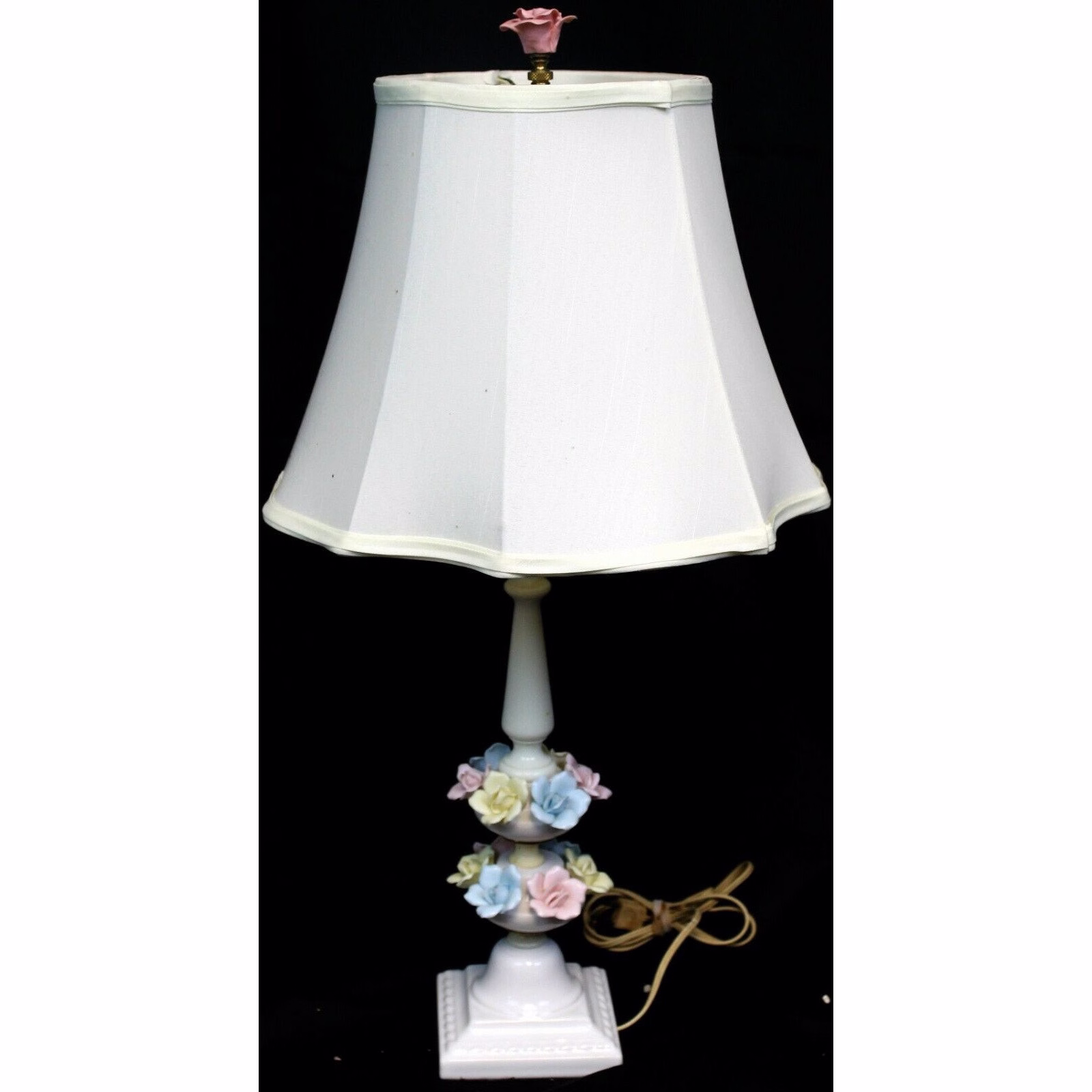 Vtg 1950S 60S Ceramic White Table Lamp Pastel Colored Flowers Shade Decor