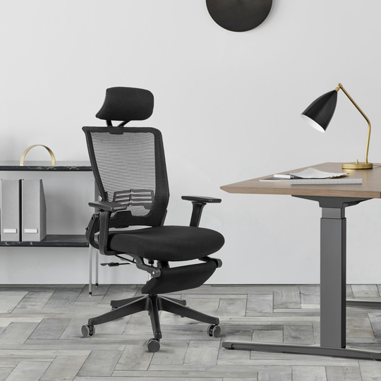 Black Mesh Office Chair with foot rest, tilt function