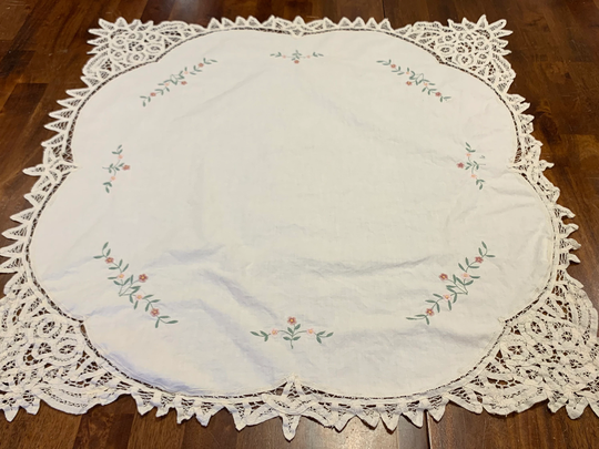 Vintage Battenburg. Lace Table Topper. 32". Floral Battenburg Doily. Topper