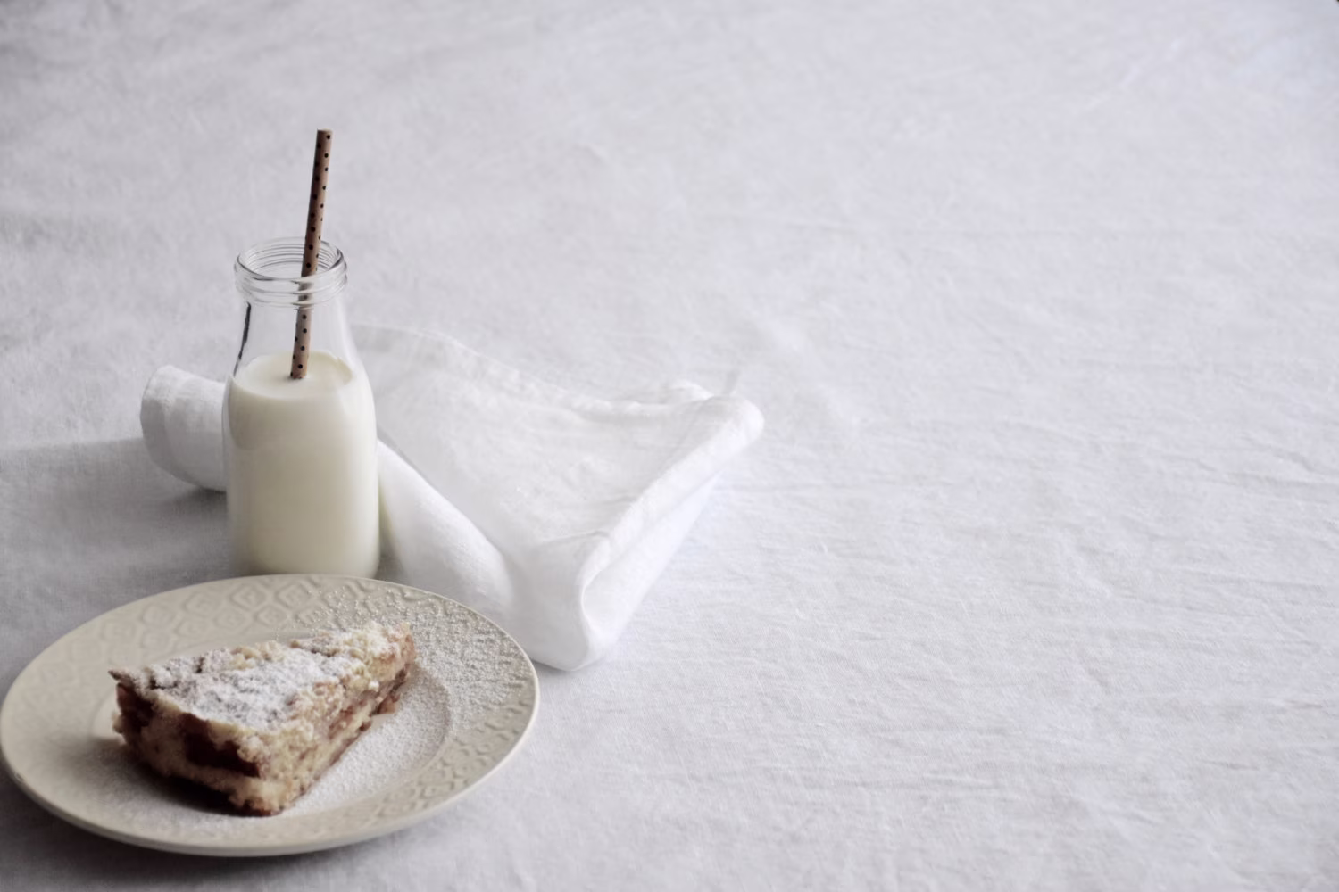 White Linen Tablecloth - Easter Table - Decor Cloth - Classic Dining Table Linens - Kitchen Rustic Wedding Gift