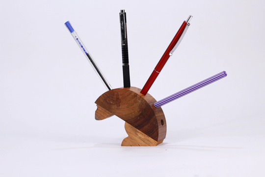 Wooden Porcupine, Hedgehog Pencil Holder, Vintage Desktop Storage, Paint Brush Pencil Holder in Porcupine Shape
