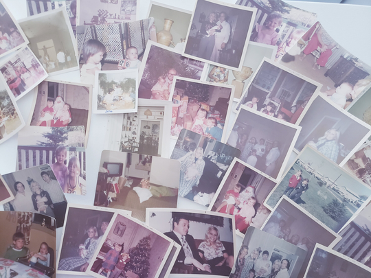 Vintage Color Photographs. Assorted Lot Of 42 Picture Photos, Junk Journal Ephemera, 1970S Photography, Family Photos