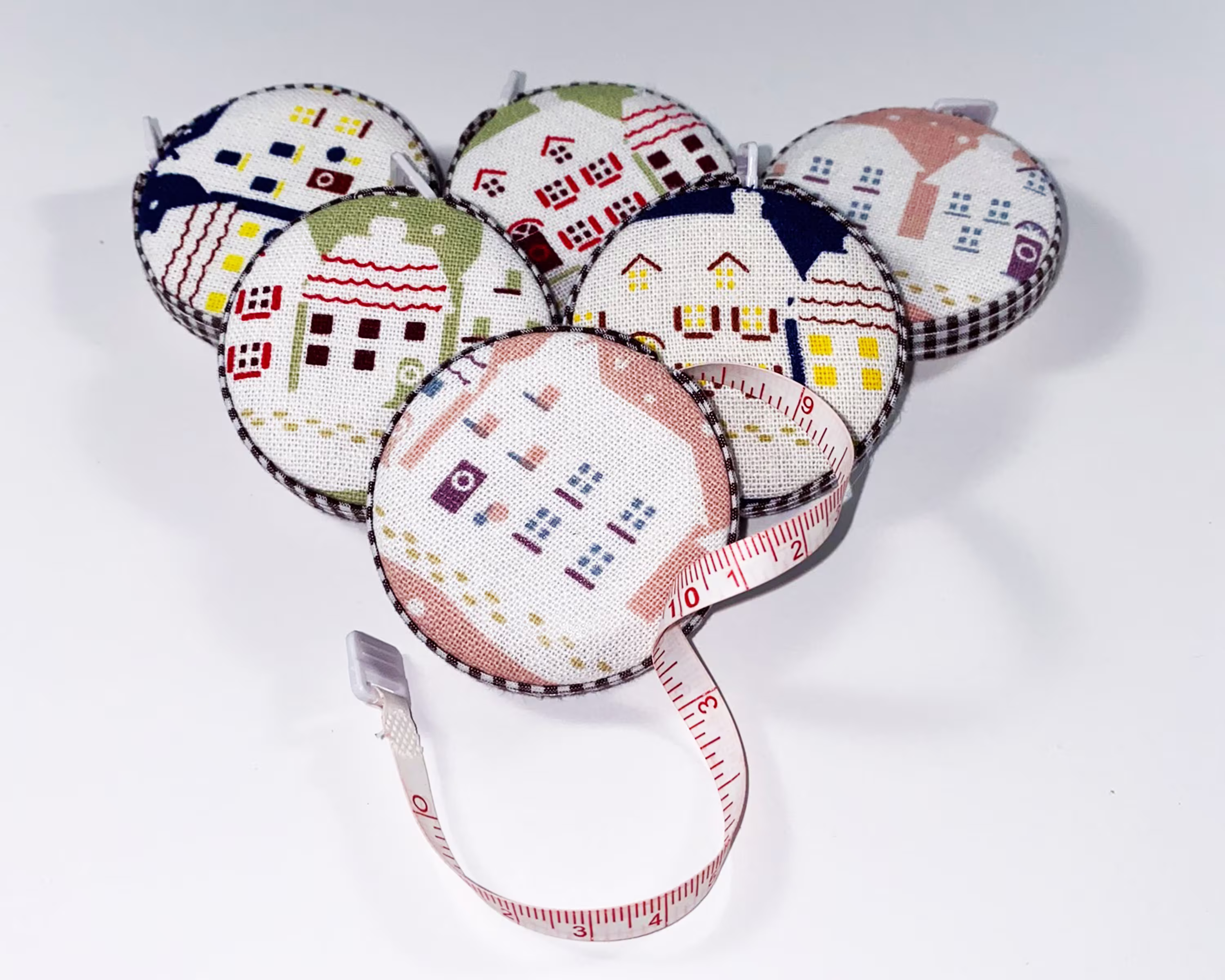 Retractable Tape Measure | Vintage Style Fabric Covered Soft 60 Inches