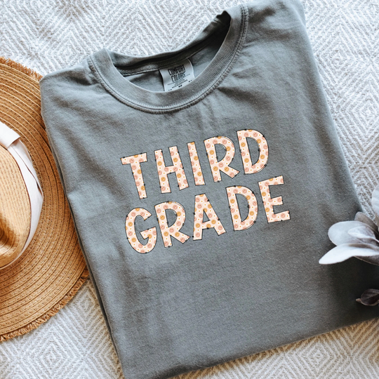 Third Grade Comfort Colors Shirt, 3rd Team Tee, Oversized Women's Retro Teacher Gift For Teacher, Back To School