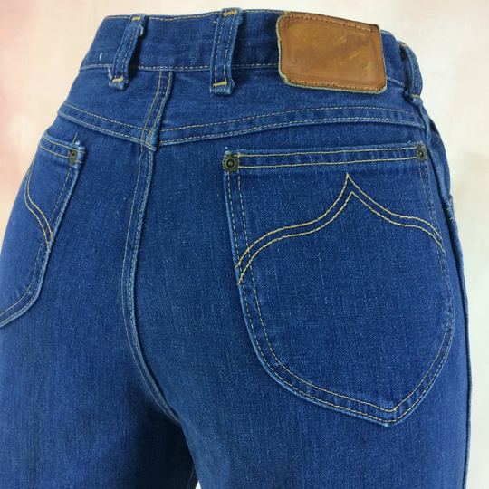 Size 28 Wrangler Vintage 80S Western No Fault Jeans W28 L35 High Waist Distressed Boyfriends Mom Rodeo Riders Made in Usa