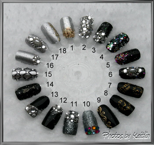 Bling in The New Year Artificial Nail Art