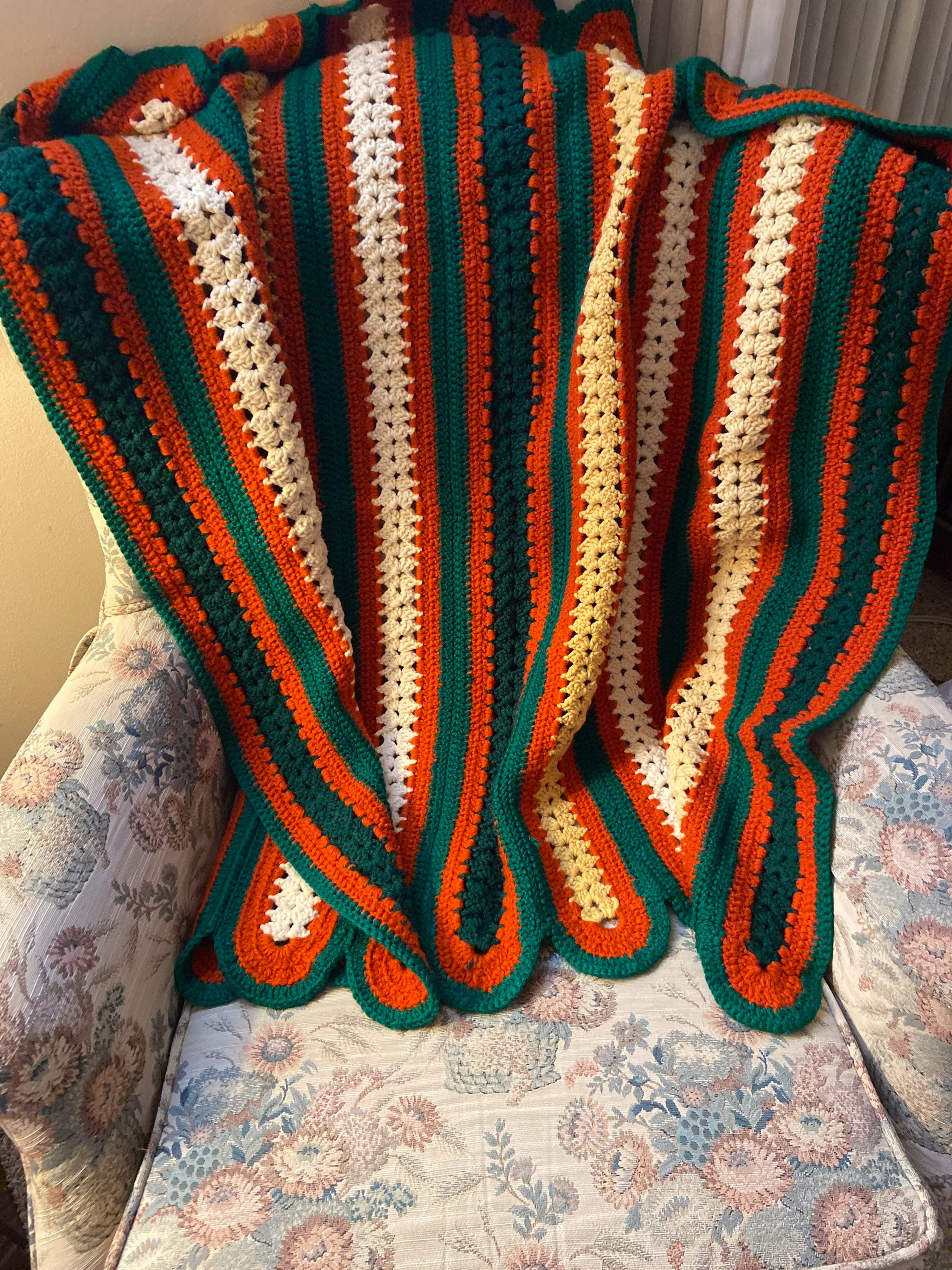 Handmade Autumn Colors Afghan/ Sofa Throw in Excellent Condition & Washable