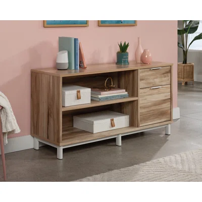 Kaibito TV Stand