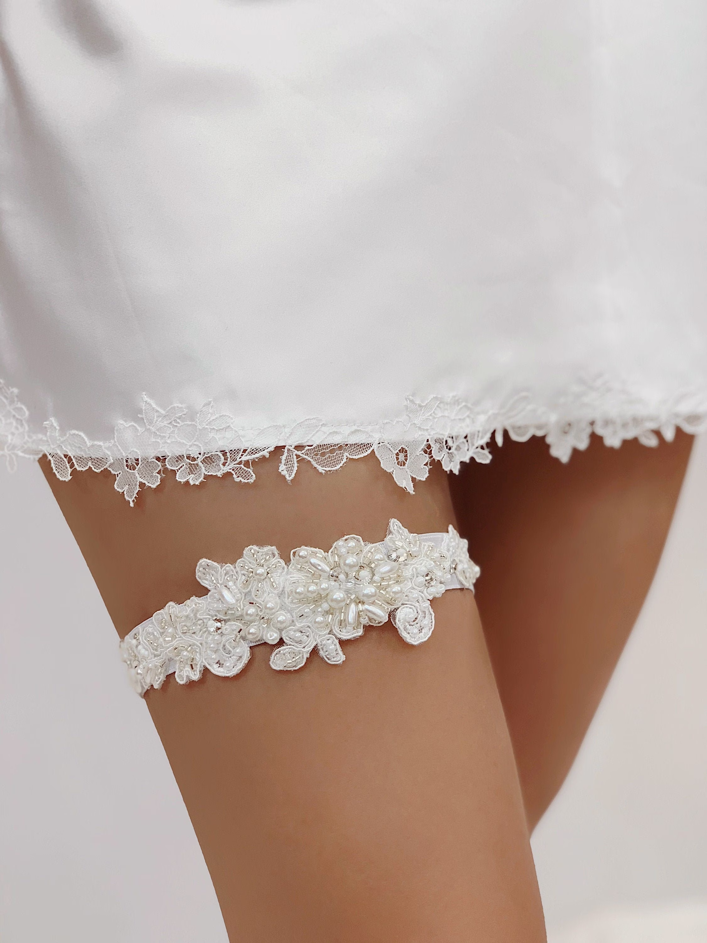 Fancy Off White Wedding Garter, Embroidered Lace Bridal Stretchy Slim Bohemian Garters Set For Bride, Elegant Pearl Thigh Garter