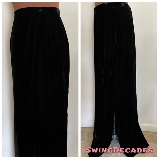 Pencil Style Black Velvet Formal Skirt Medium Size Excellent Vintage Condition
