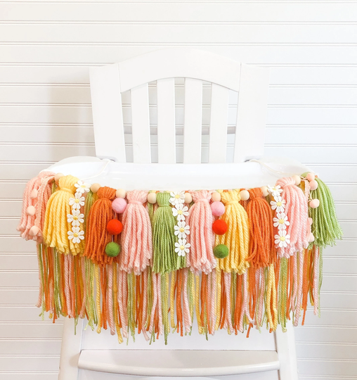 Boho Daisy Birthday High Chair Yarn Tassel Banner, Cake Smash Backdrop First Birthday, Monthly Banner
