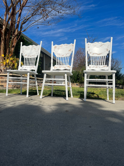 Vintage White Distressed Weathered Set Of 3 Press Back Dining Chairs Farmhouse Romantic Boho Style Cottage