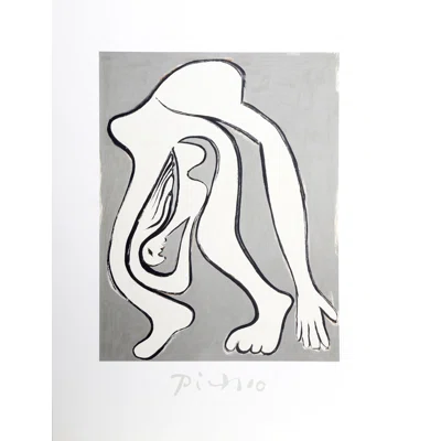 Femme Acrobate