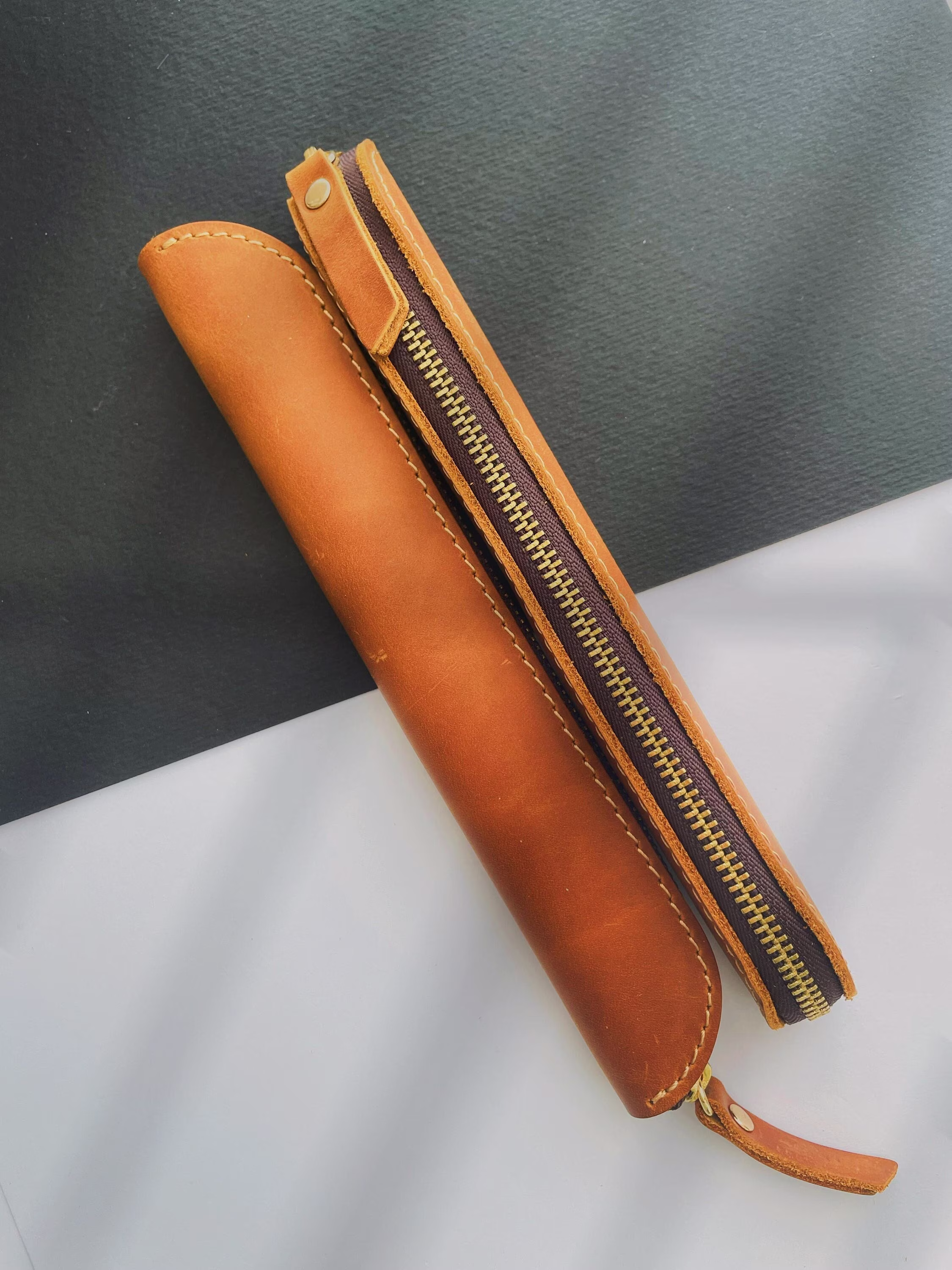 Multi Purpose Handmade Leather Case For Pen Or Apple Pencil, Make Up Brush,, Minimalist Style, Leather, Man & Woman, Gift Her